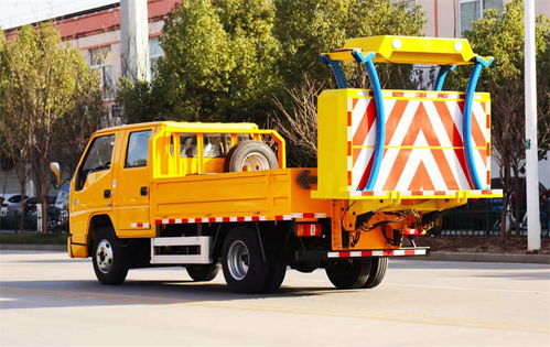 新款江鈴順達(dá)雙排座70K防撞緩沖車及同平臺(tái)救護(hù)車 價(jià)格、廠家與核心參數(shù)詳解